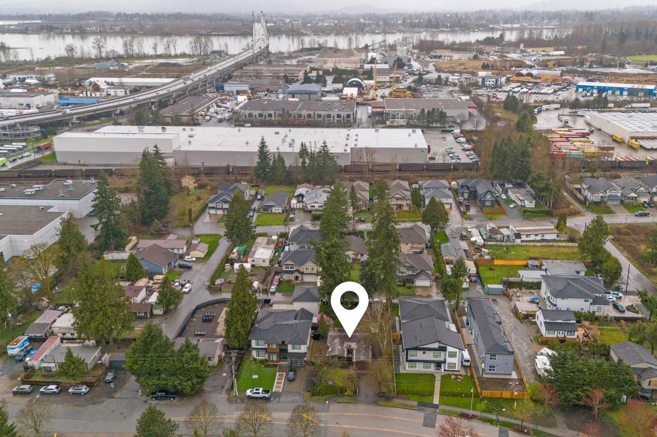 Photo 15 of 20247 98 Avenue, Langley BC