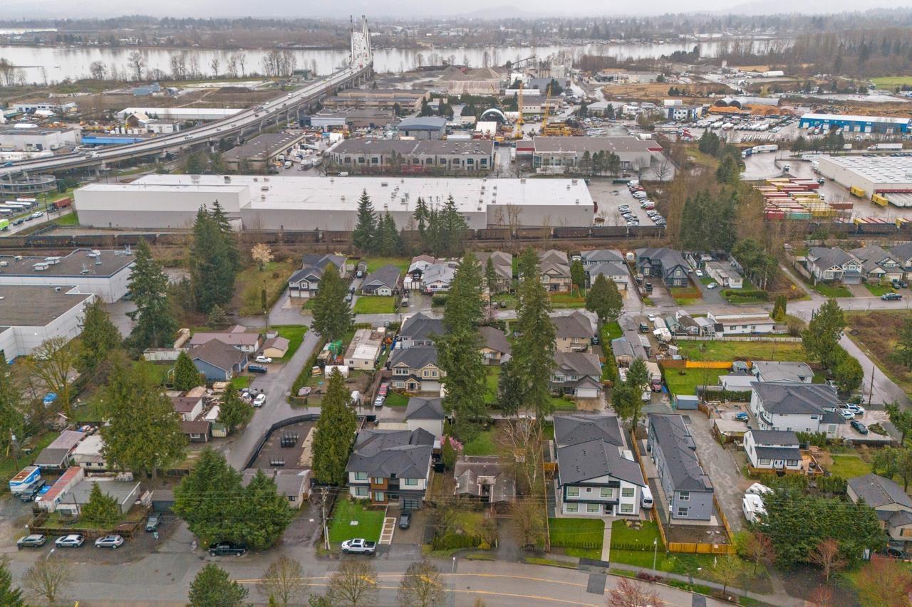 Photo 14 of 20247 98 Avenue, Langley BC
