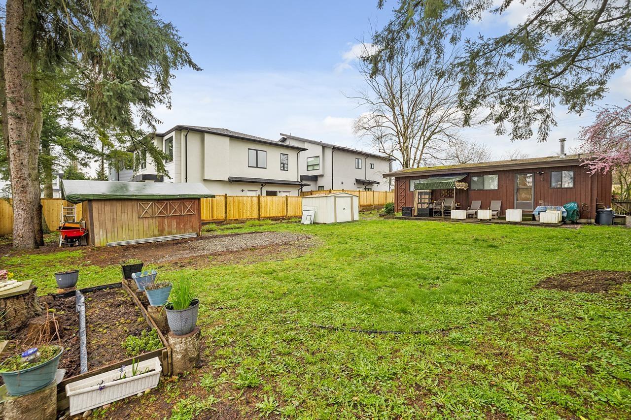Photo 11 of 20247 98 Avenue, Langley BC