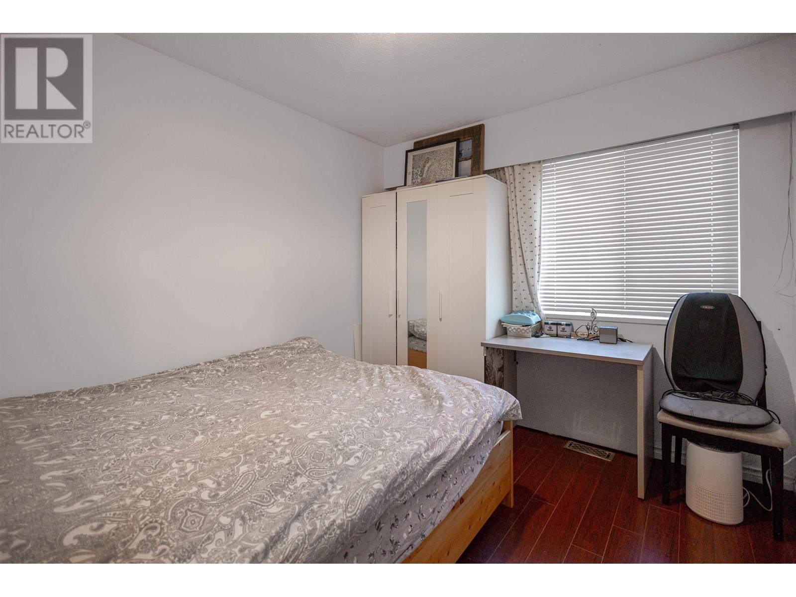 Photo 20 of 5540 Parker Street, Burnaby BC