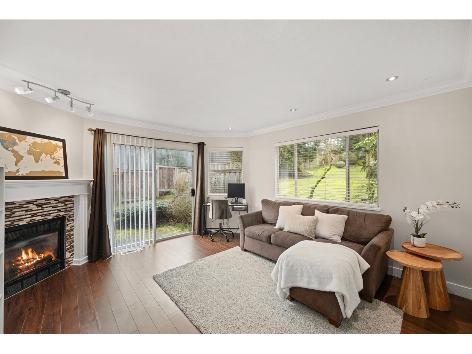 #412-6866 NICHOLSON, Delta
