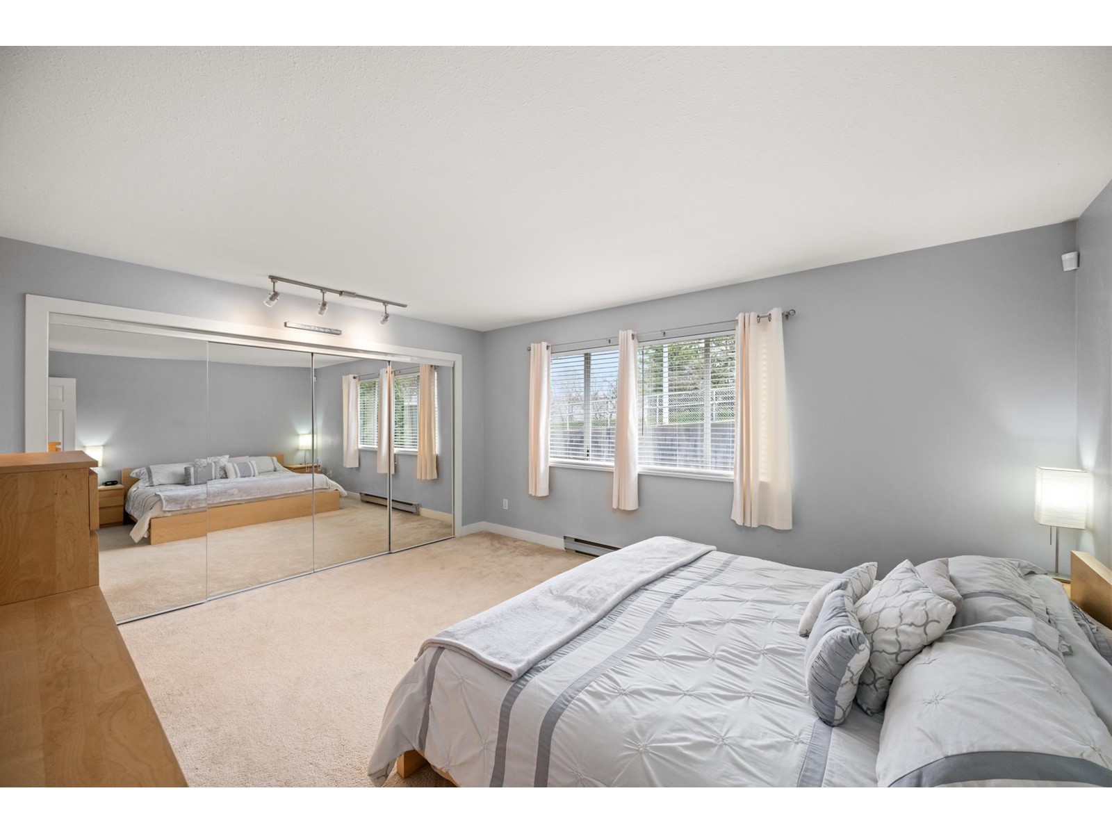 #412-6866 NICHOLSON, Delta