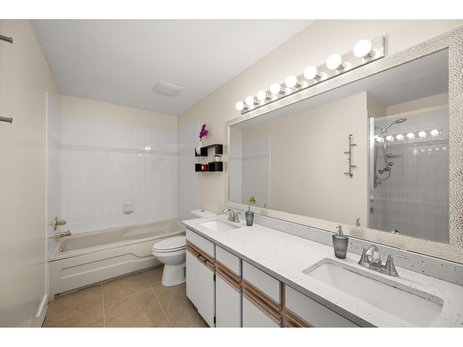 #412-6866 NICHOLSON, Delta