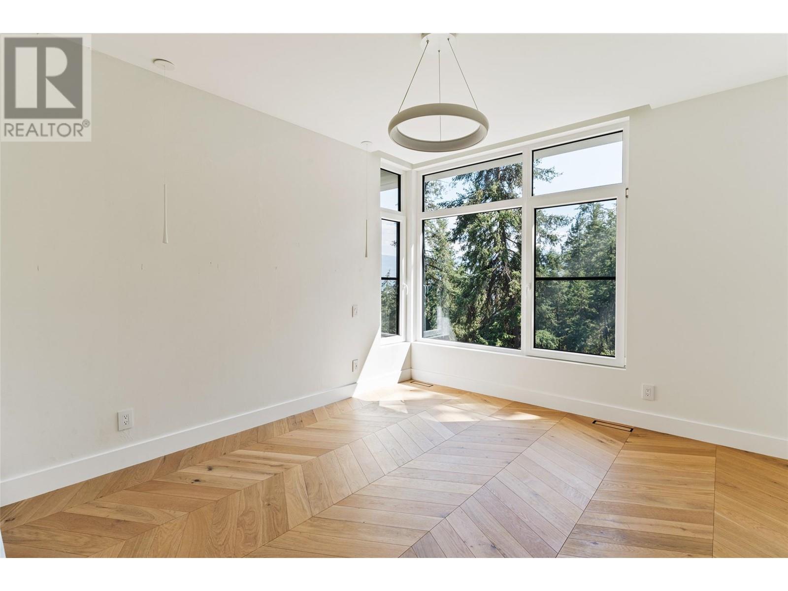 2843 Lakeridge Road, West Kelowna