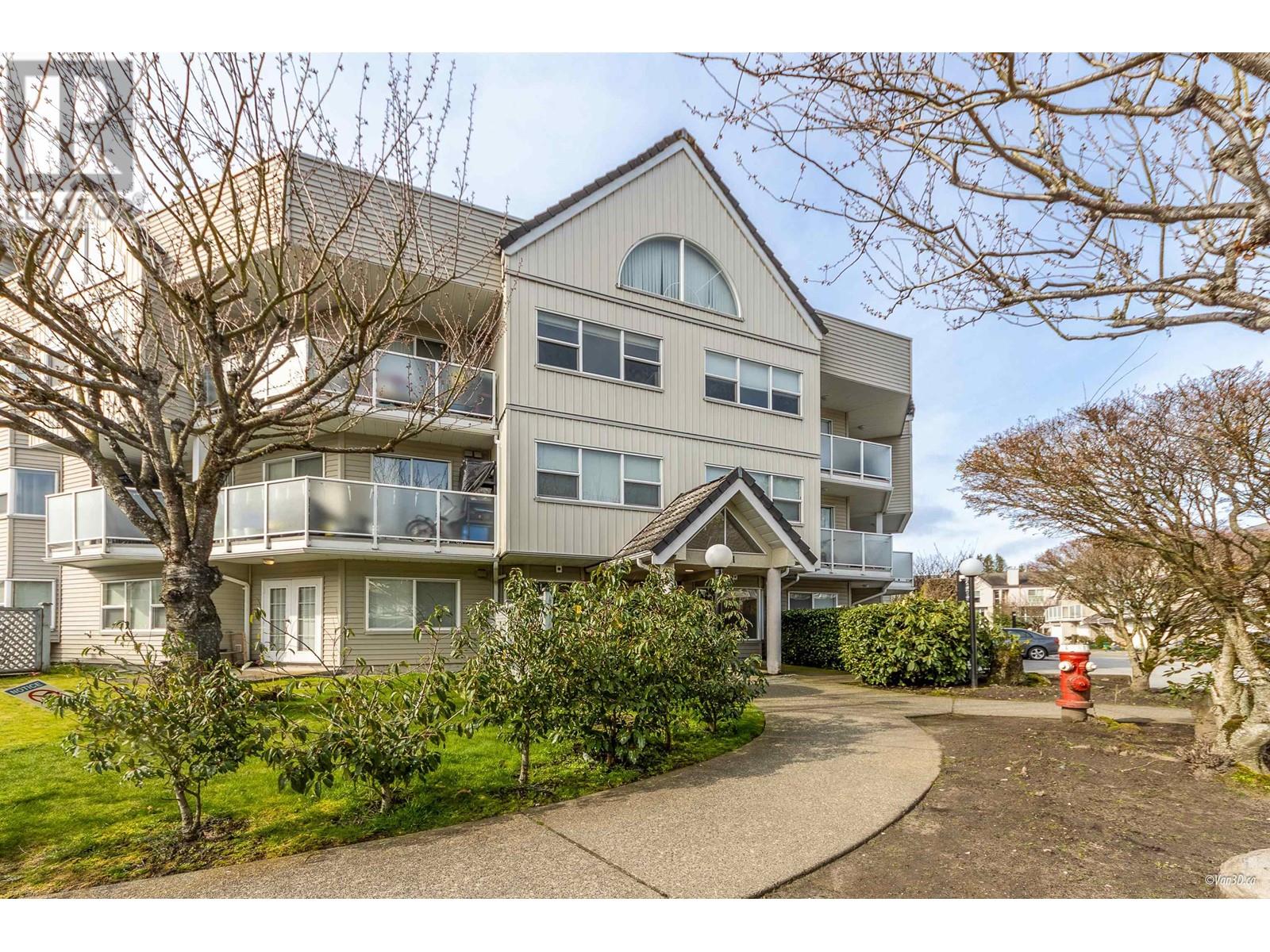 #202-7071 BLUNDELL Road, Richmond
