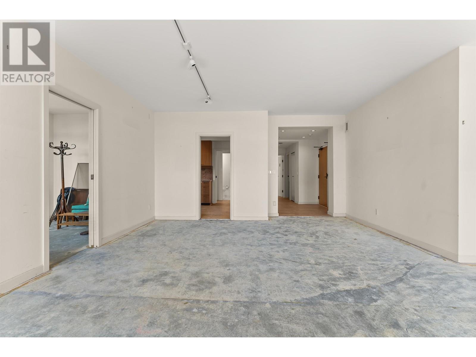 701 5850 BALSAM STREET, Vancouver real estate listing R2997476