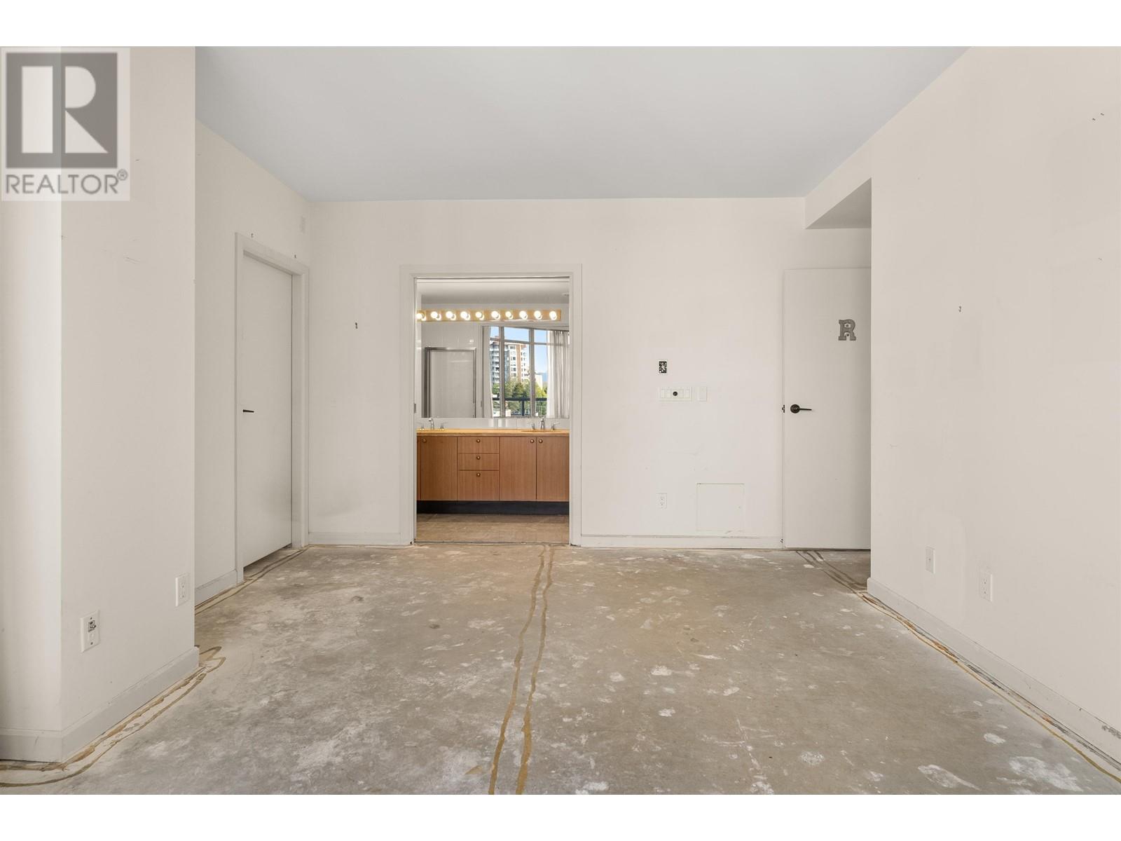 701 5850 BALSAM STREET, Vancouver real estate listing R2997476