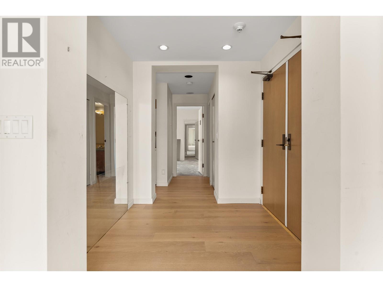 701 5850 BALSAM STREET, Vancouver real estate listing R2997476