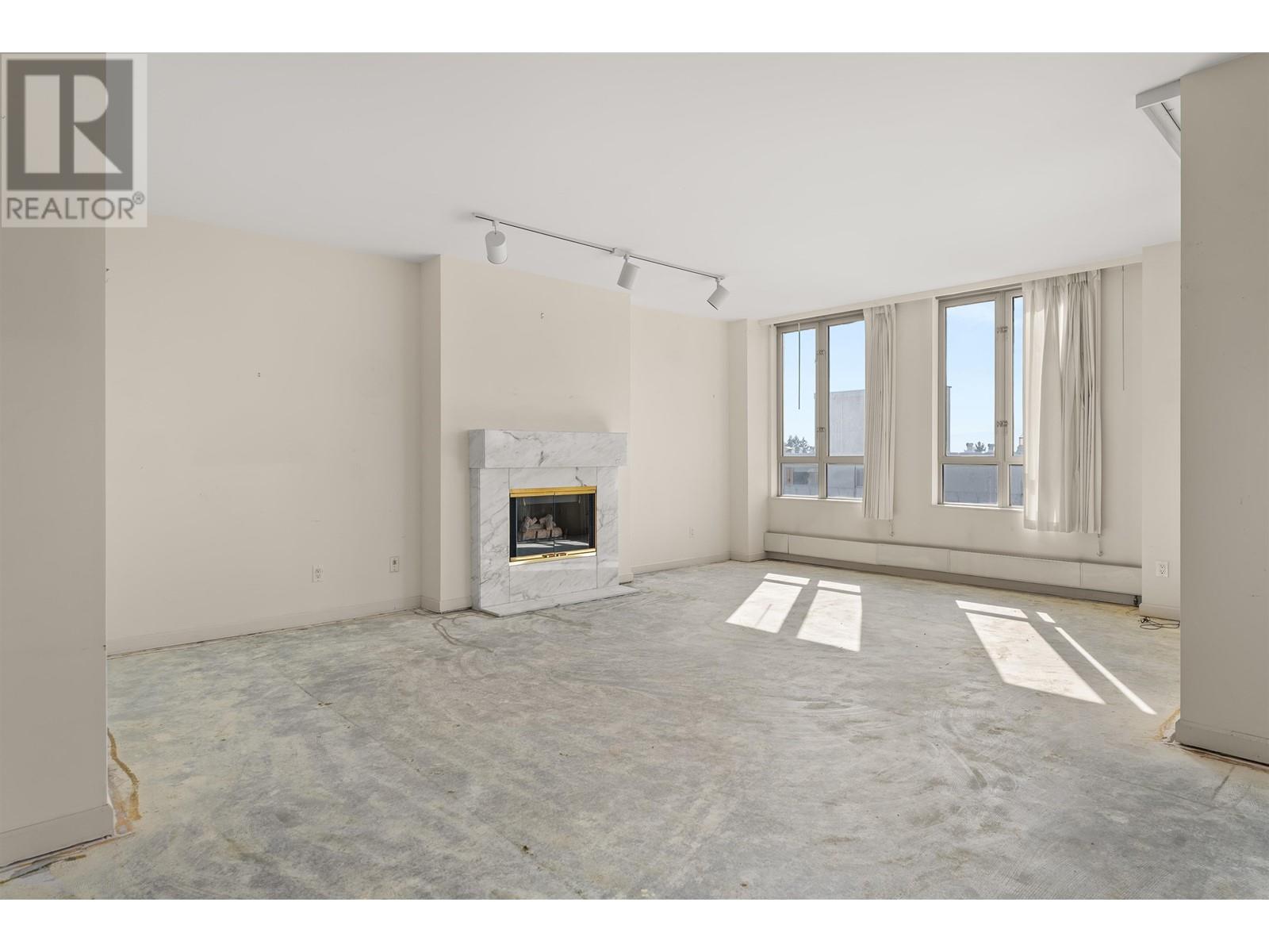 701 5850 BALSAM STREET, Vancouver real estate listing R2997476