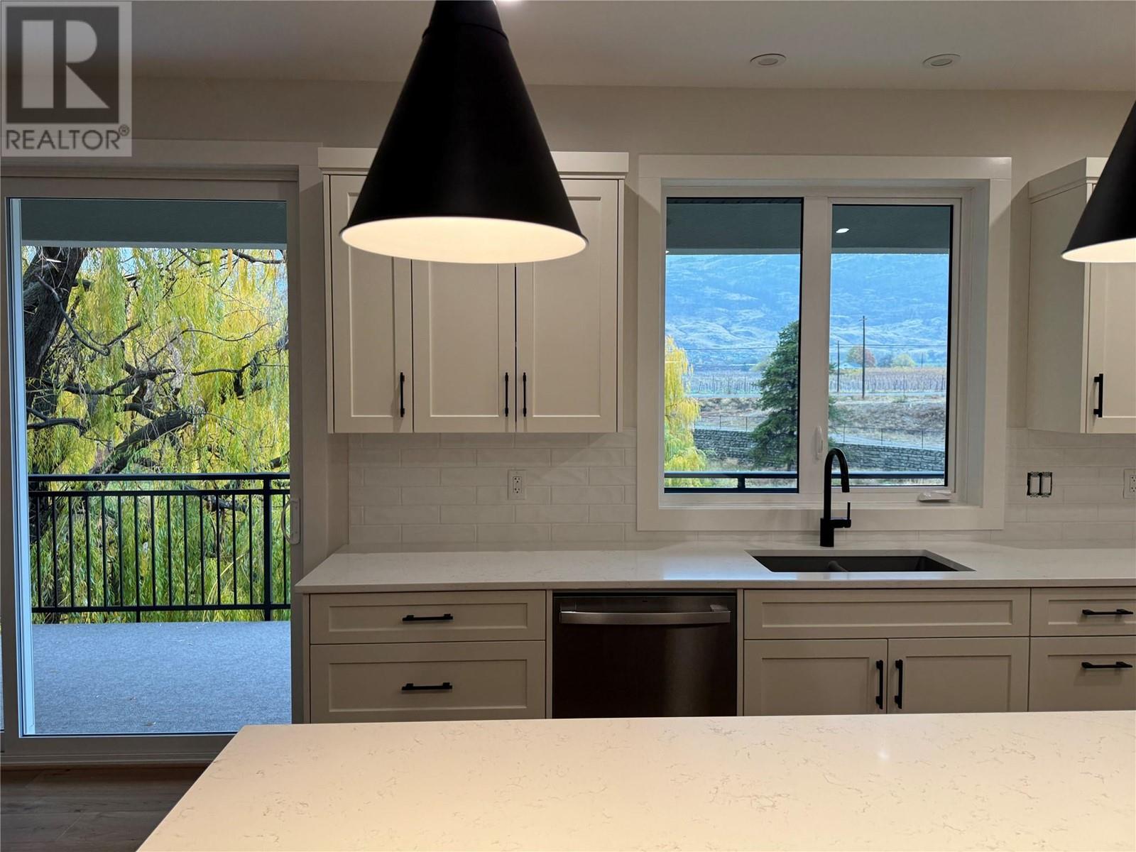 3620 LOBELIA Drive, Osoyoos