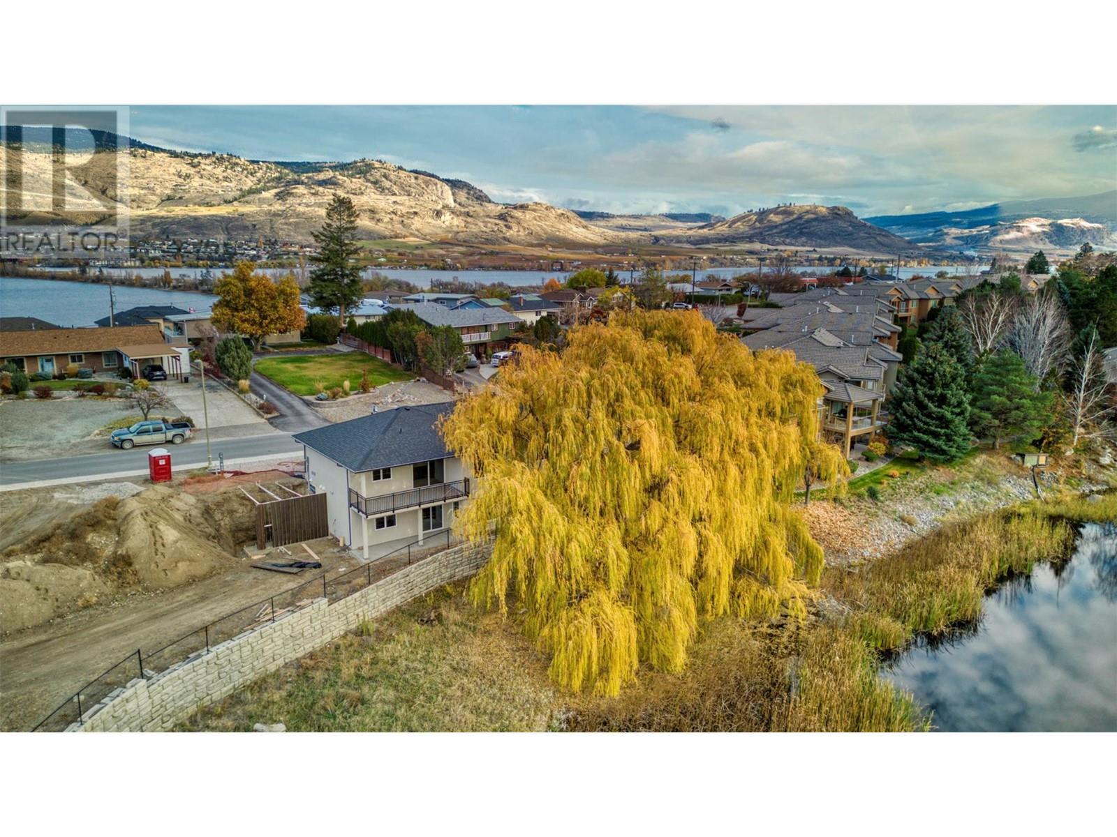  3620 LOBELIA Drive, Osoyoos