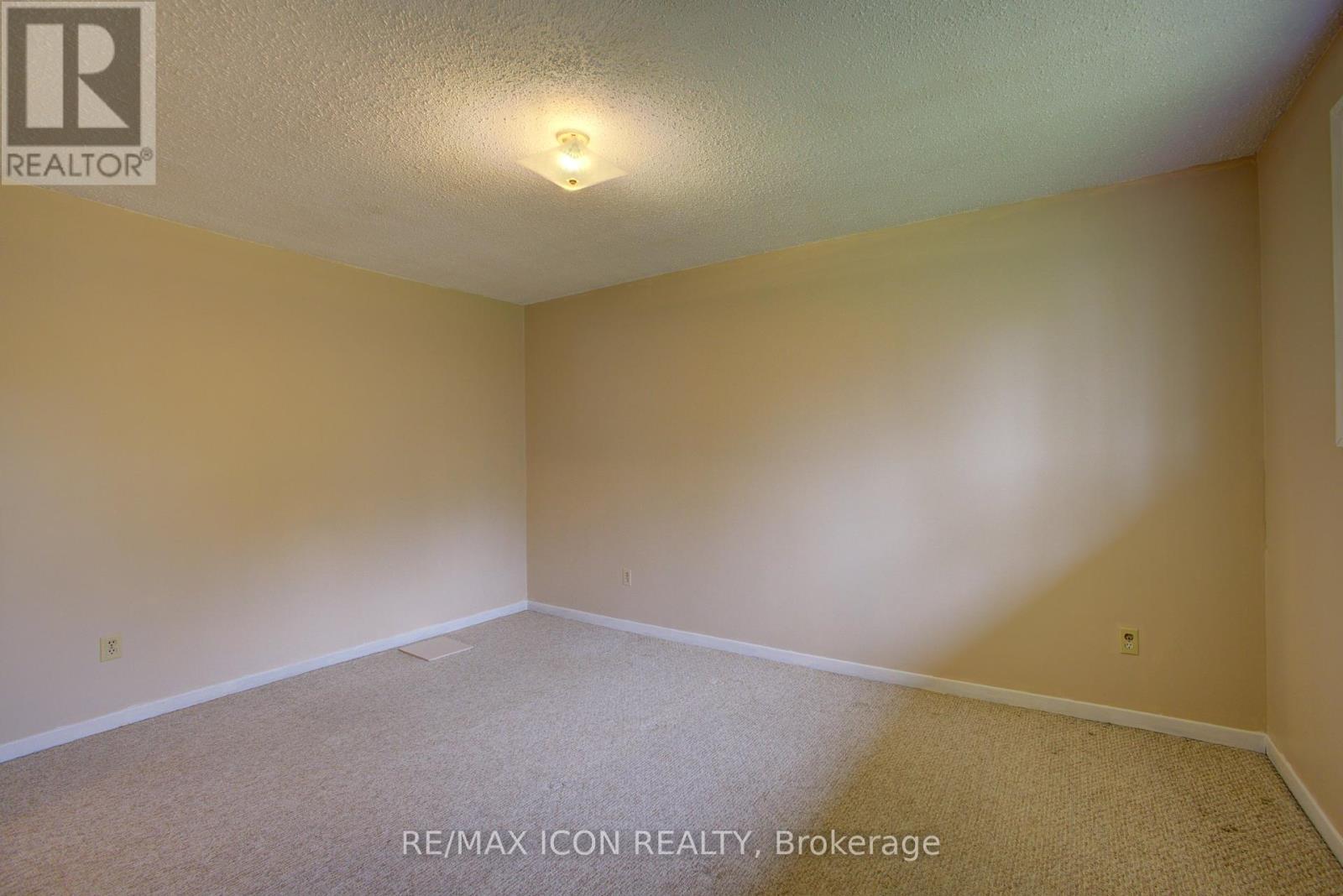 Photo 18 of 271 Forest Glen Crescent, Wellington North ON