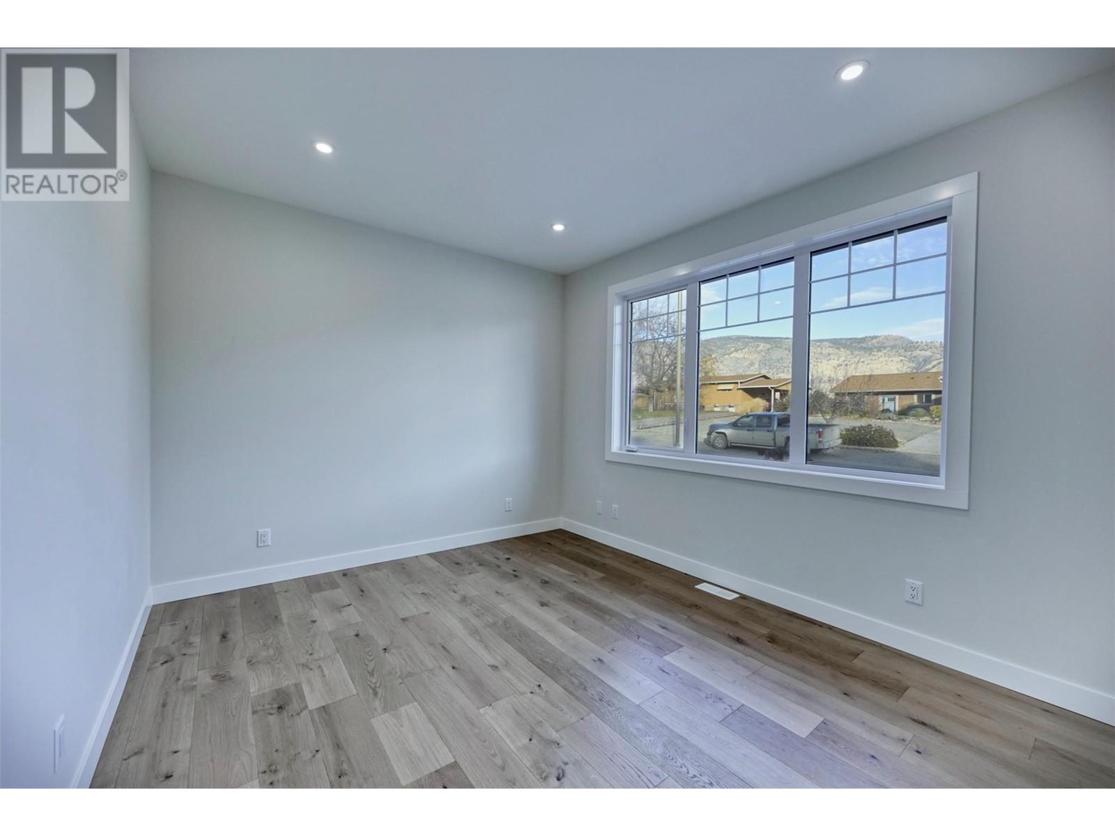 3620 LOBELIA Drive, Osoyoos