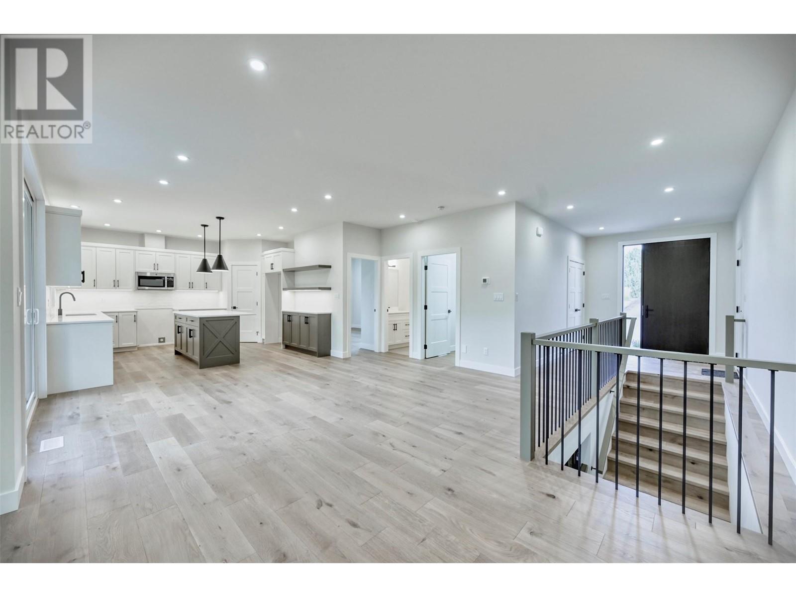 3620 LOBELIA Drive, Osoyoos