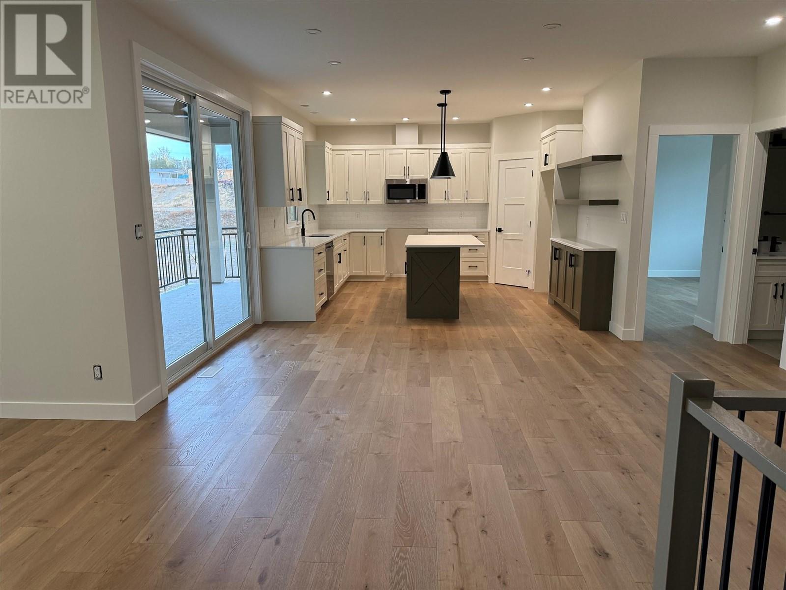 3620 LOBELIA Drive, Osoyoos