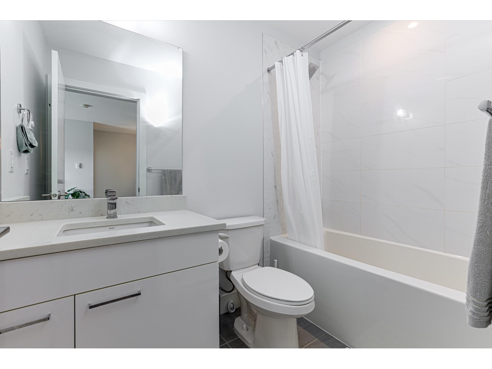 Photo 15 of 309 5485 Brydon Crescent, Langley BC