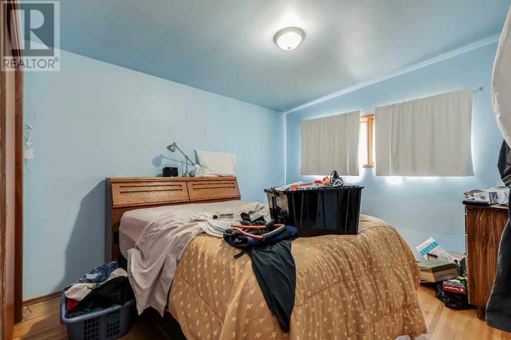 Single Family House Bungalow for Sale in   Avenue NW Capitol Hill Calgary 