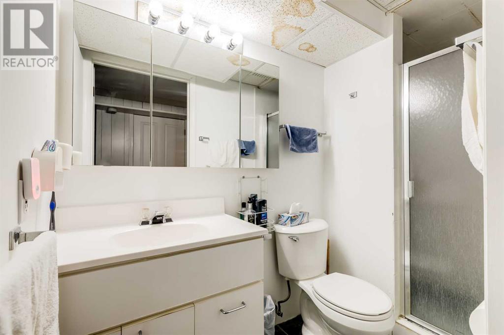 Single Family House Bungalow for Sale in   Avenue NW Capitol Hill Calgary 
