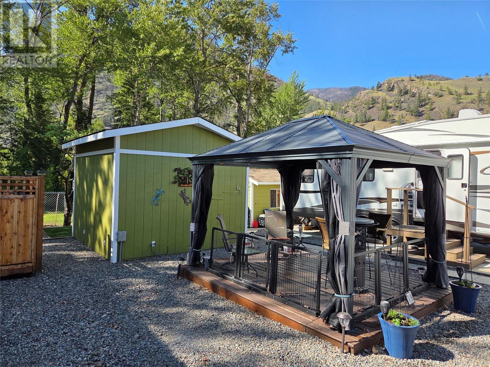 39 4354 Highway 3 Other, Keremeos