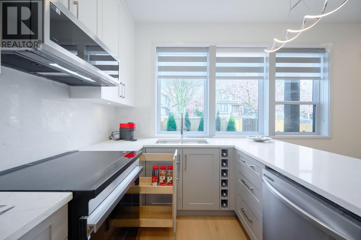 Photo 11 of 1 2838 Turner Street, Vancouver BC