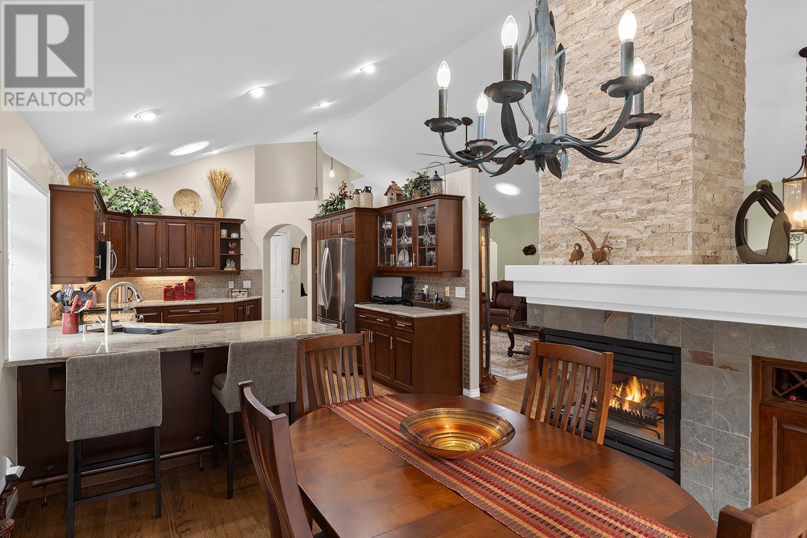  4182 Gallaghers Grove, Kelowna