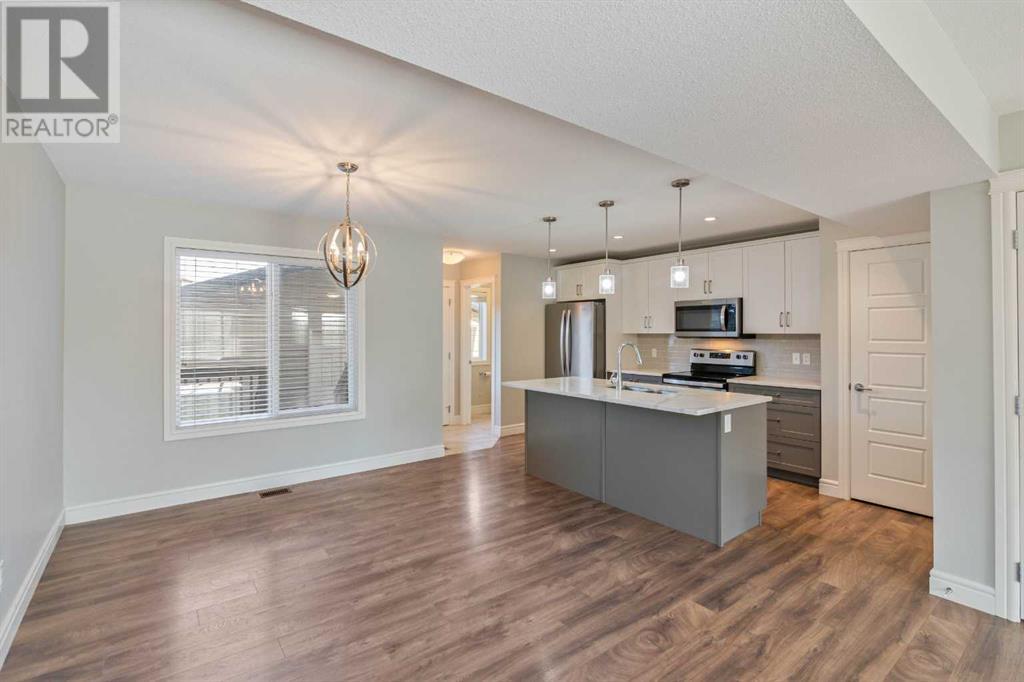 38 Clydesdale Crescent, Cochrane, Alberta