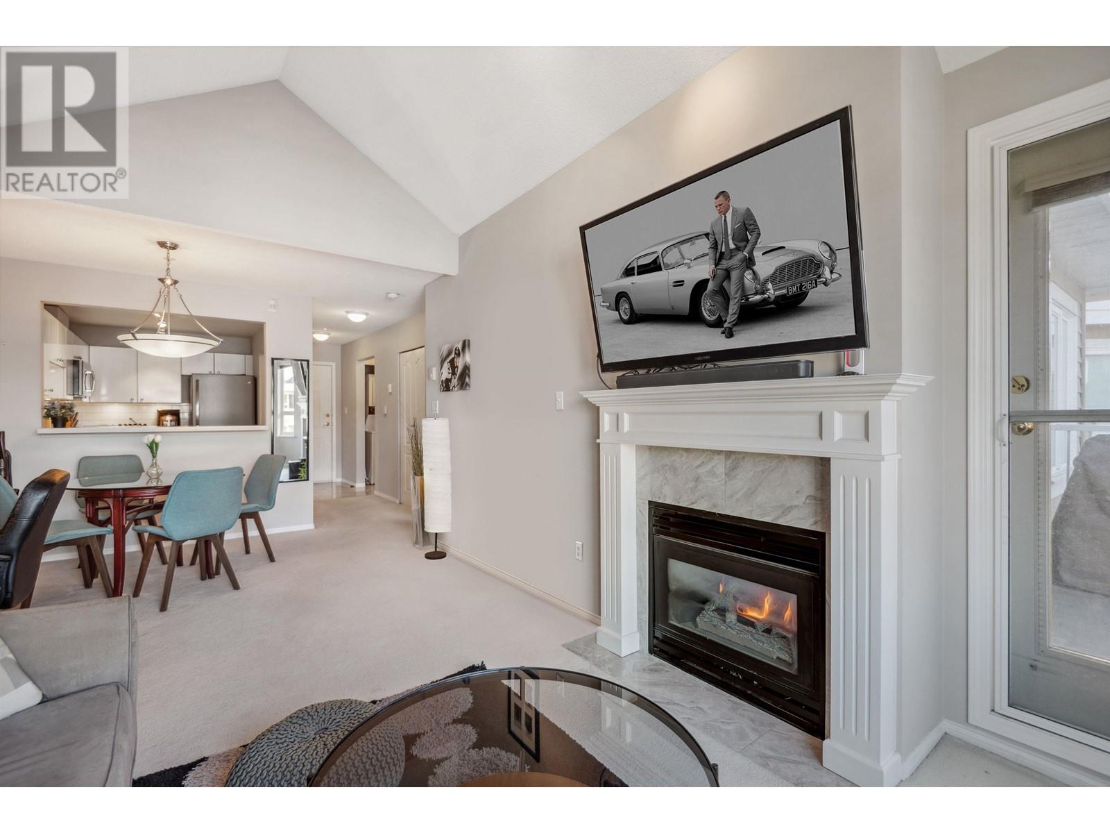 #403-5888 DOVER Crescent, Richmond