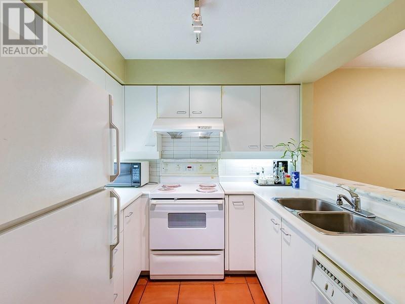 Photo 14 of 303 7380 Elmbridge Way, Richmond BC
