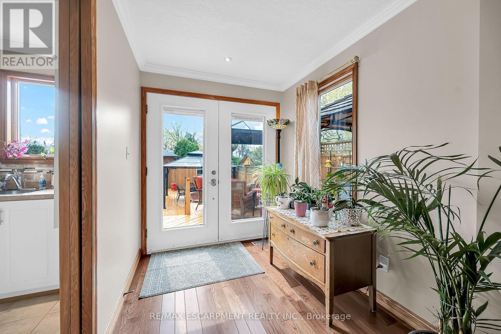 Photo 11 of 2352 Brinell Avenue, Burlington ON