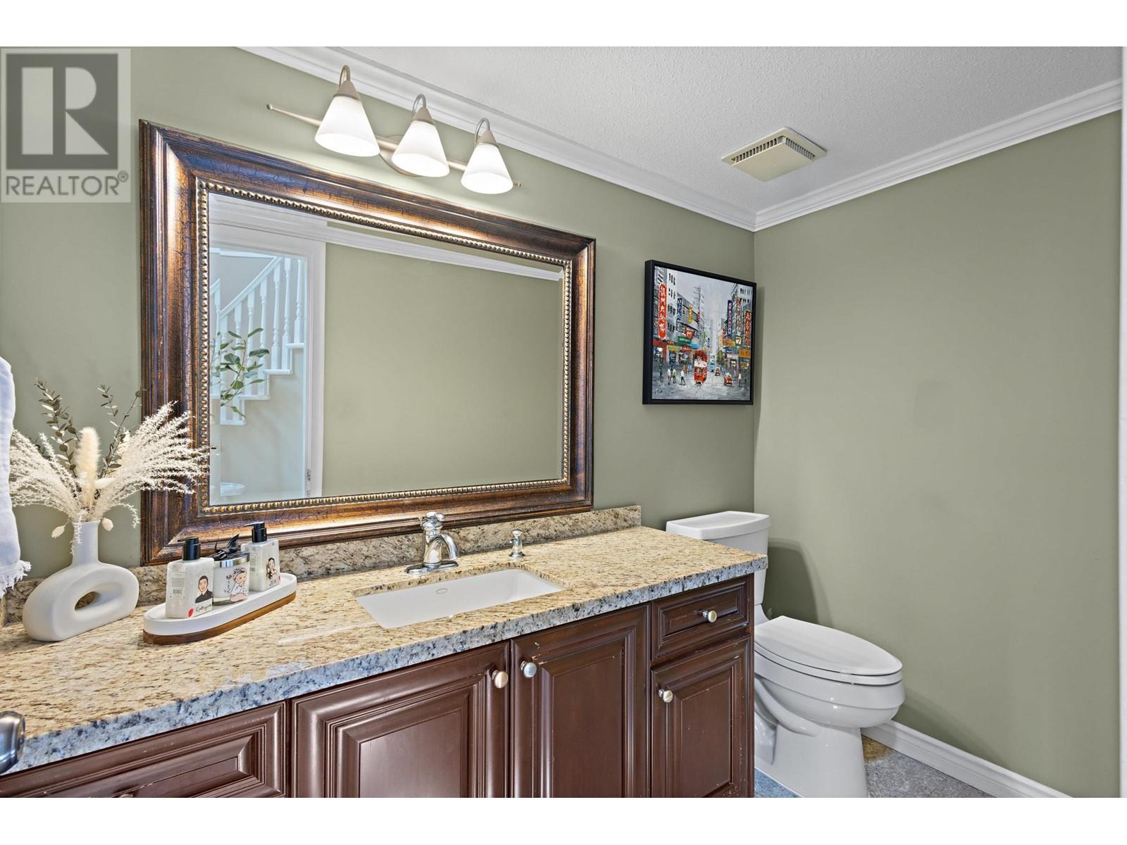 Photo 11 of 6811 Juniper Drive, Richmond BC