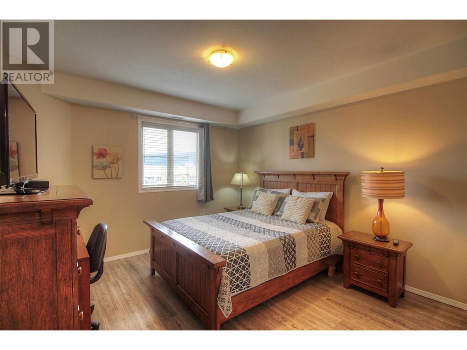 1202 1875 Country Club Drive, Kelowna