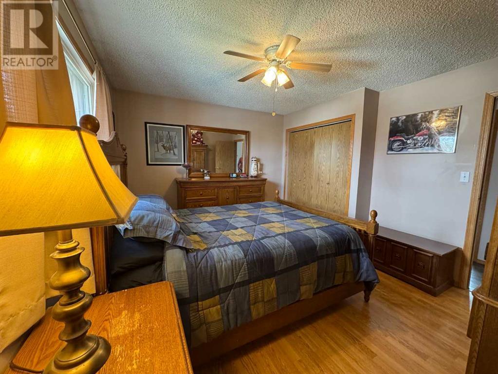 90 Niven Street, Red Deer