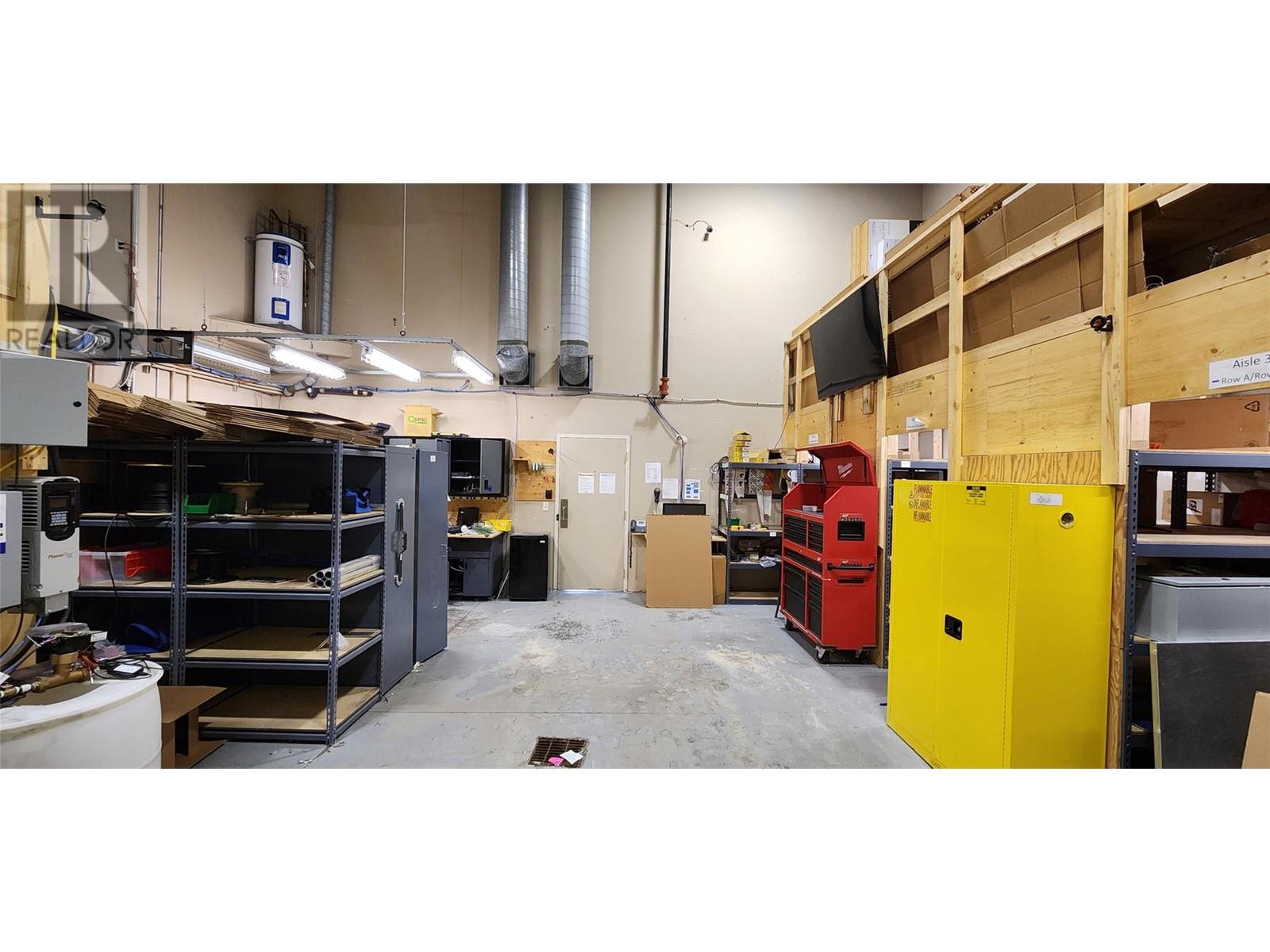 107 140 Commercial Drive, Kelowna