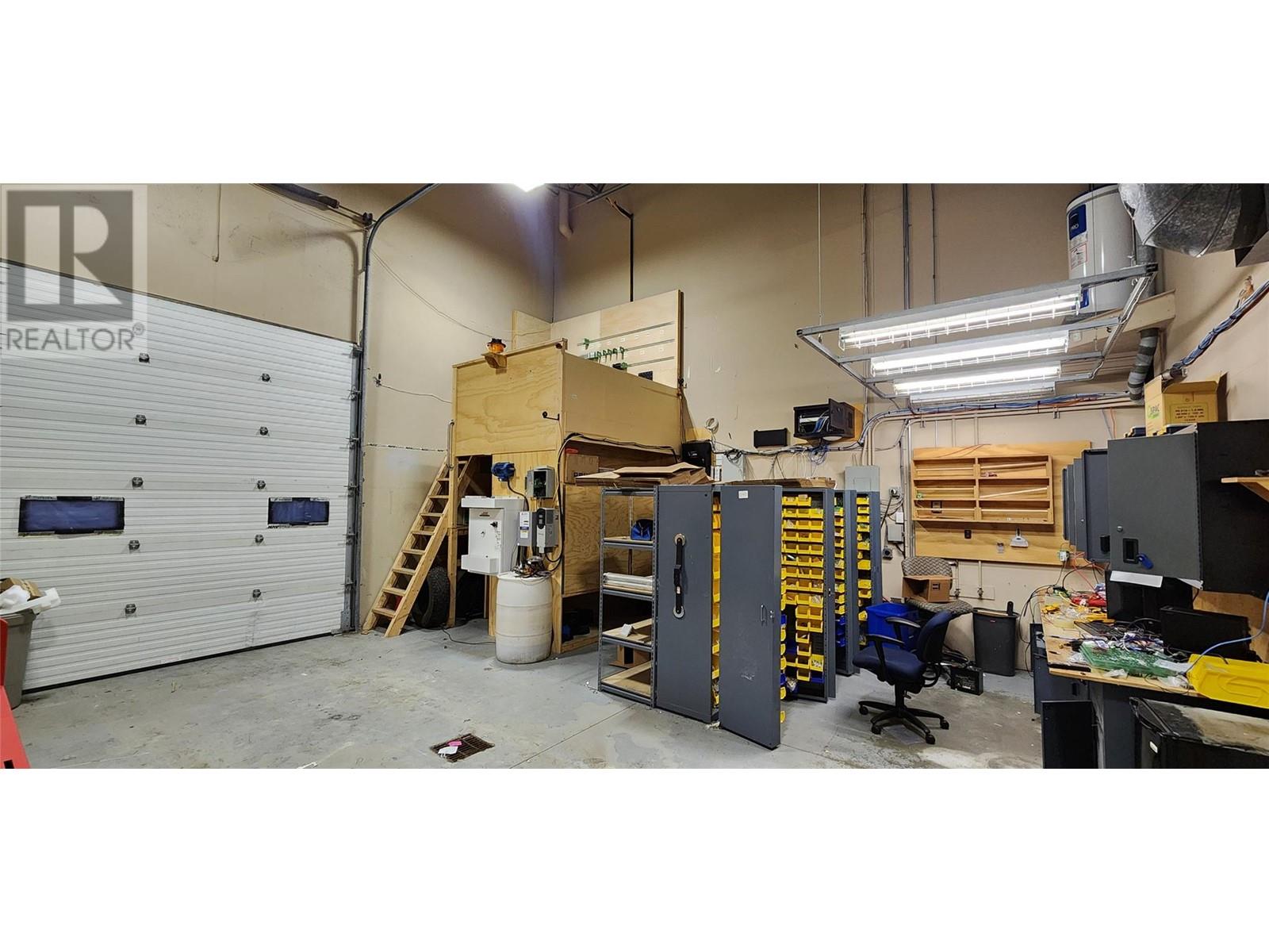 107 140 Commercial Drive, Kelowna