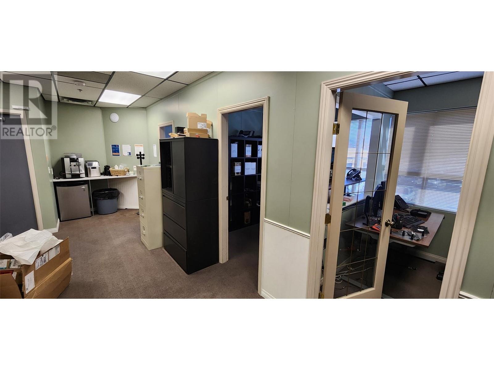 107 140 Commercial Drive, Kelowna