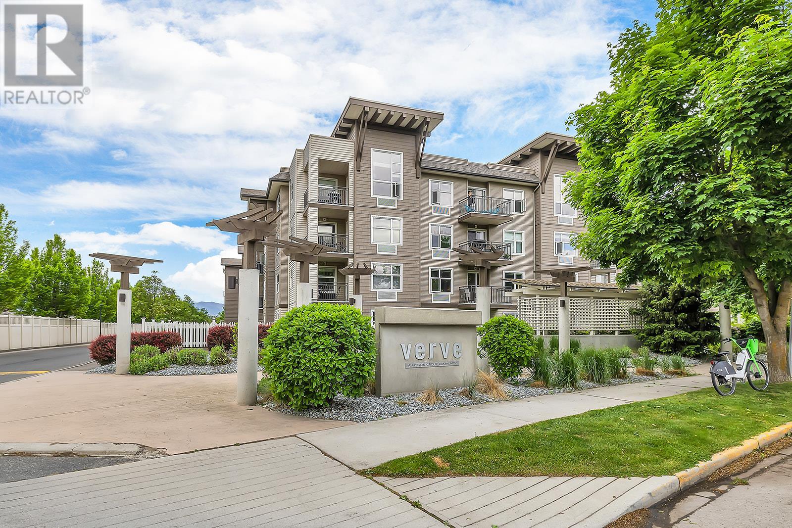 214 533 Yates Road, Kelowna
