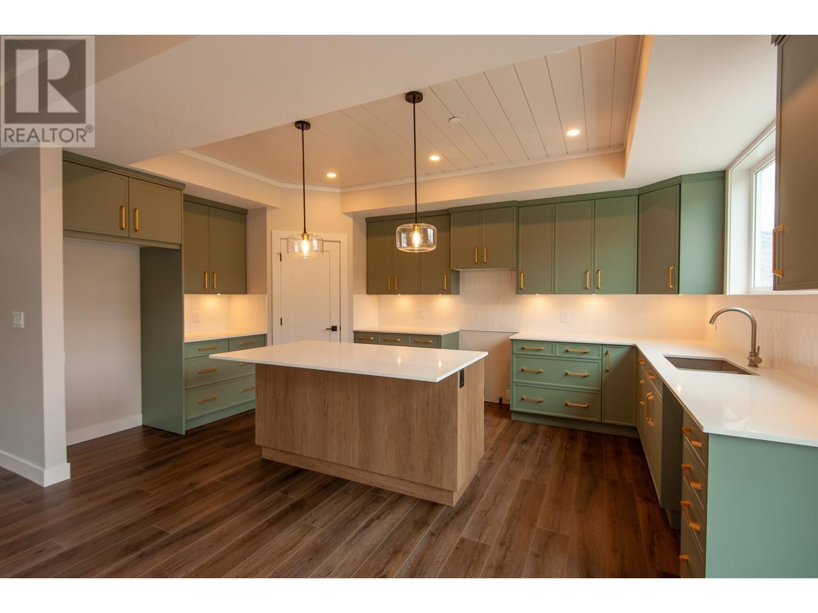 Photo 14 of 8759 Badger Drive, Kamloops BC