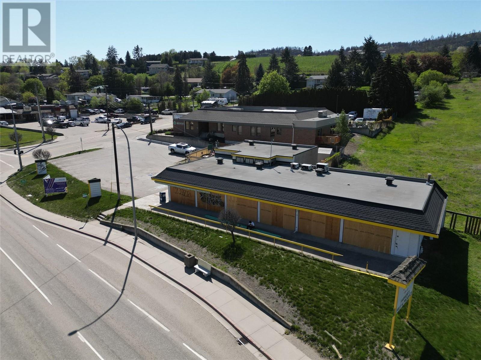 9918 Highway 97 Highway, Lake Country