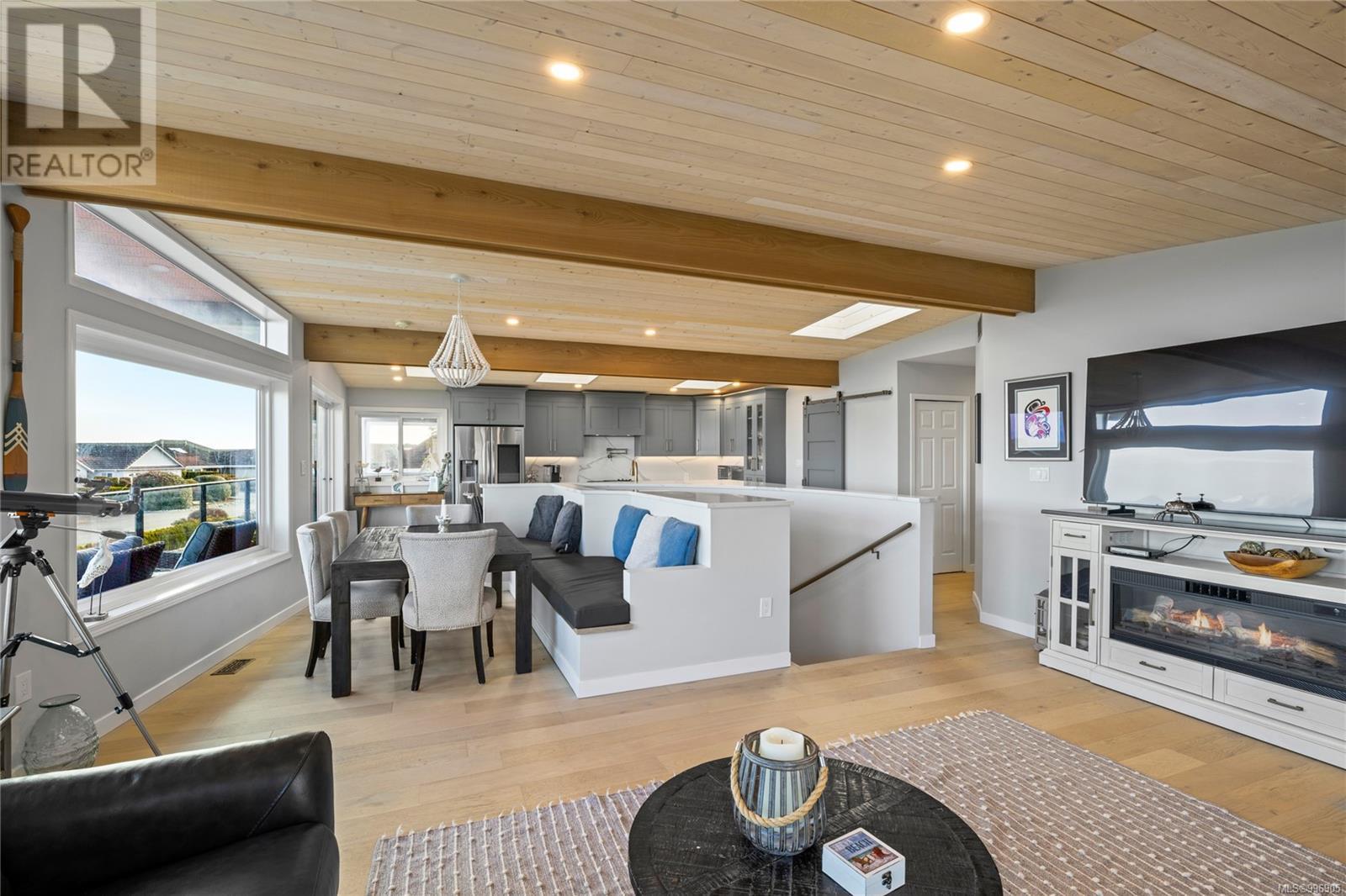 1682 Admiral Tryon Blvd, Parksville real estate listing 996905