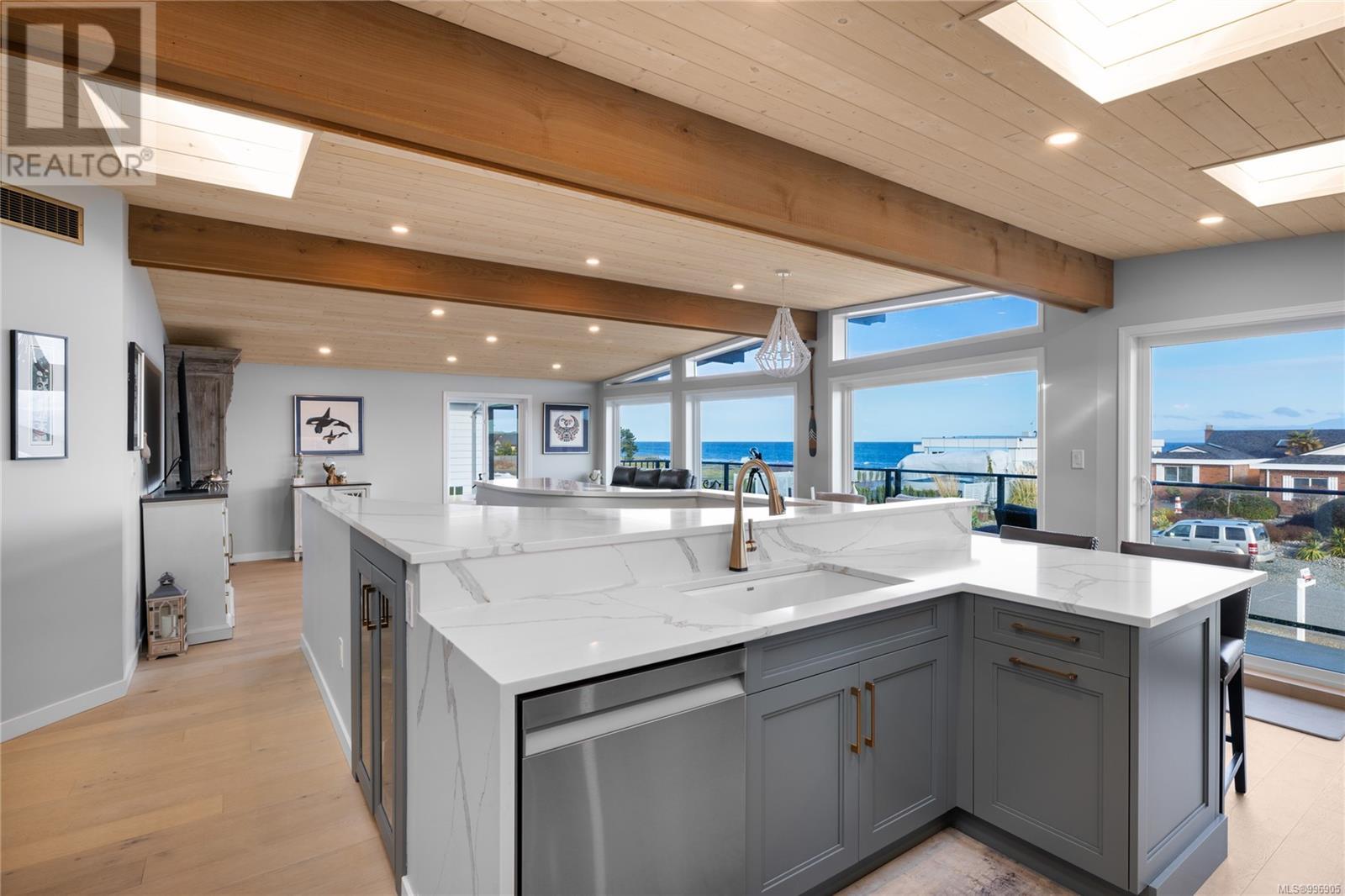 1682 Admiral Tryon Blvd, Parksville real estate listing 996905