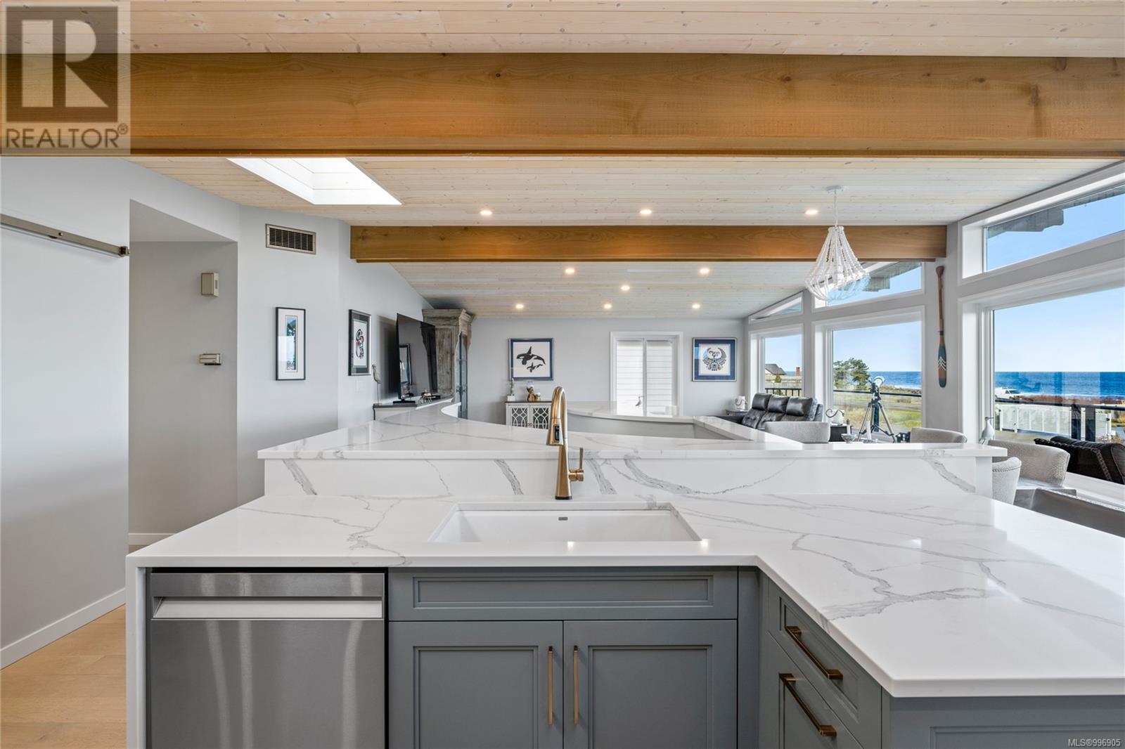 1682 Admiral Tryon Blvd, Parksville real estate listing 996905