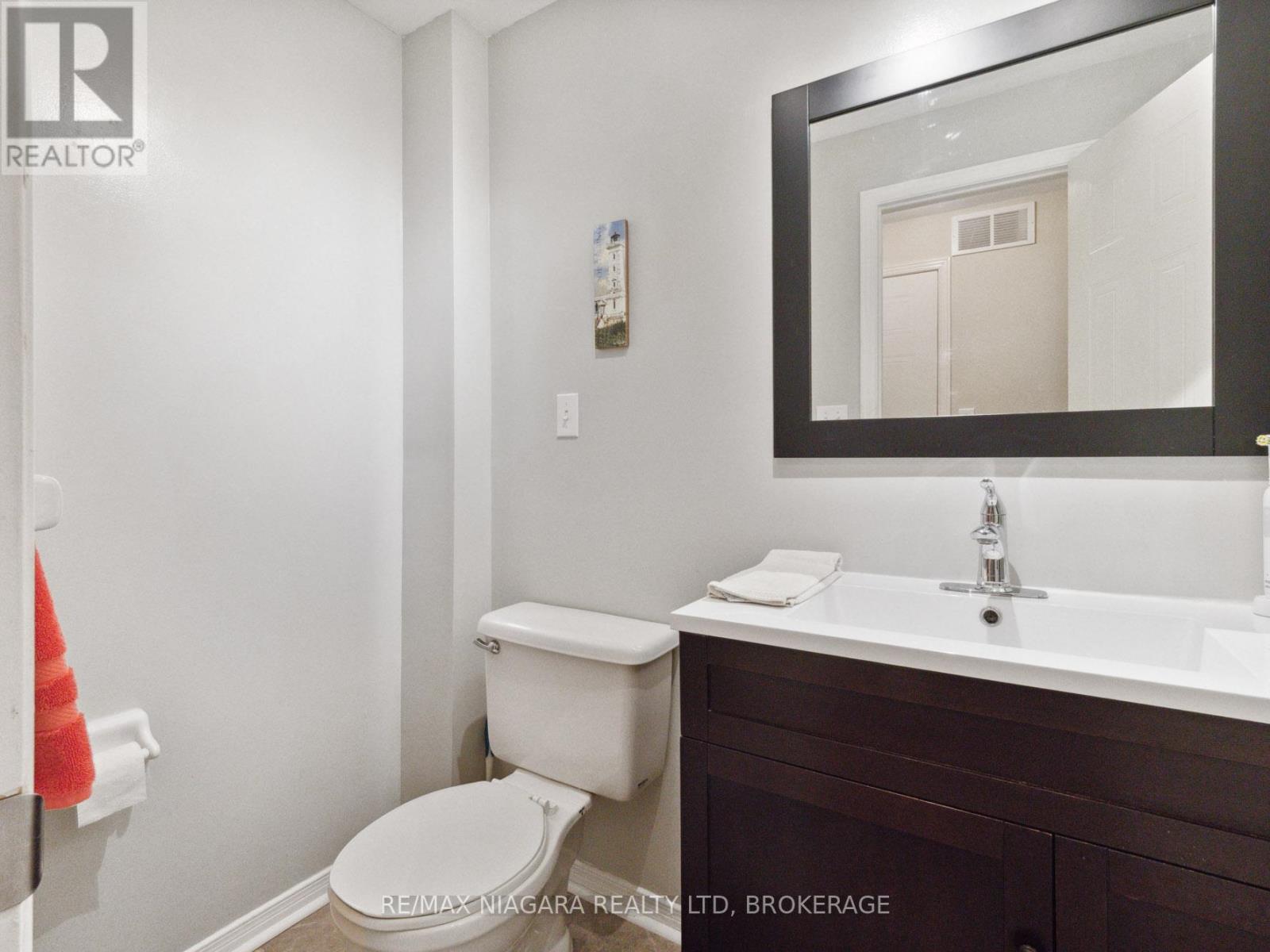 Photo 21 of 3564 Hill Street, Fort Erie ON
