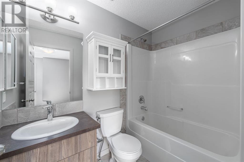 240 Sunset Road, Cochrane, Alberta