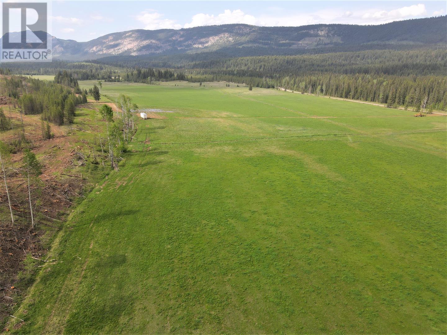 Photo 17 of 4945 Scott Road, Edgewater BC