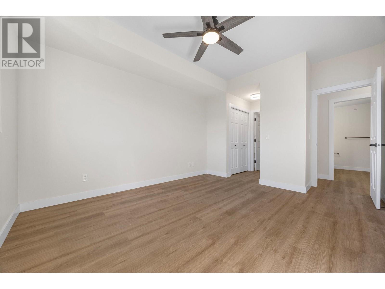 1618 1875 Country Club Drive, Kelowna