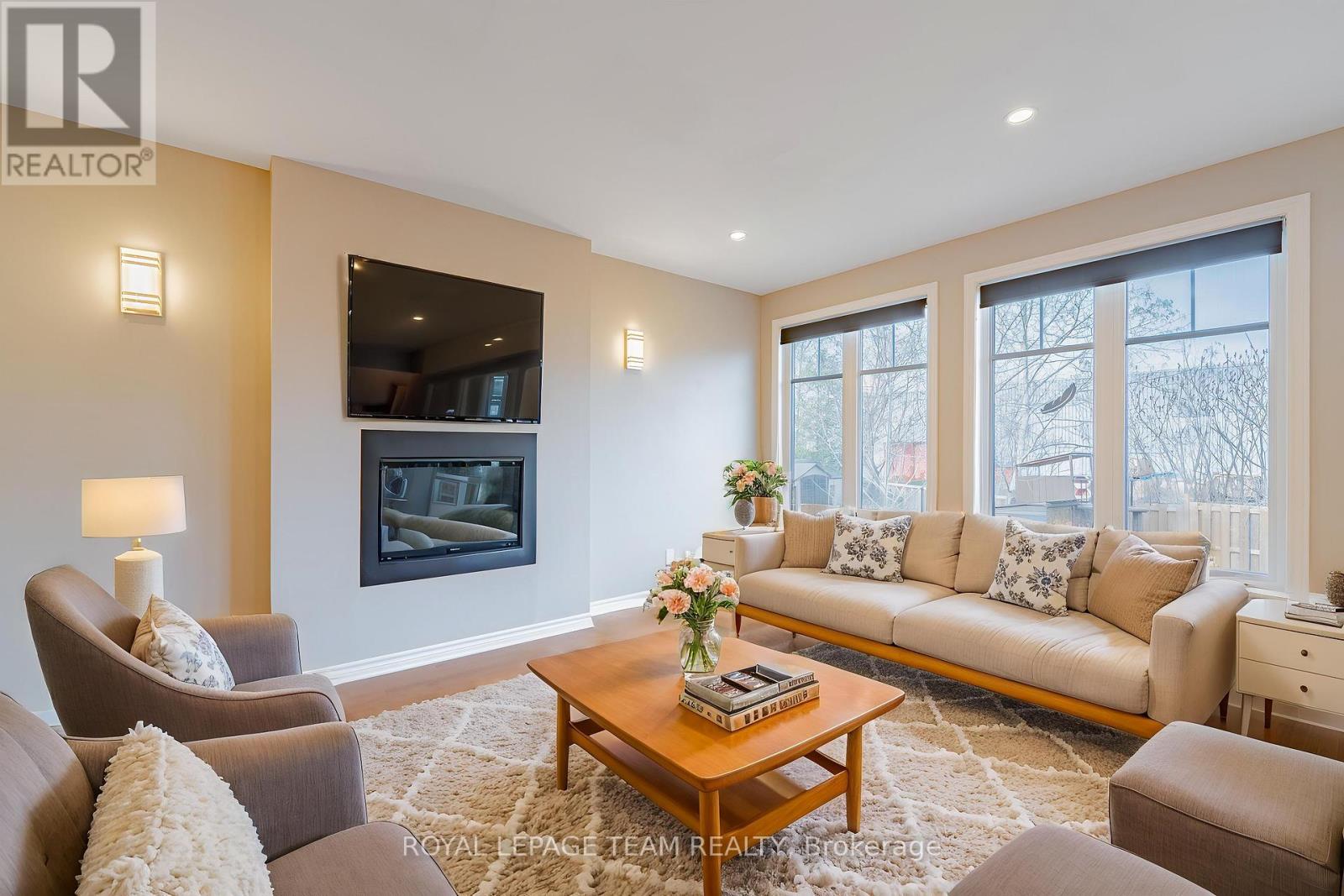 Photo 12 of 768 Cedar Creek Drive, Ottawa ON