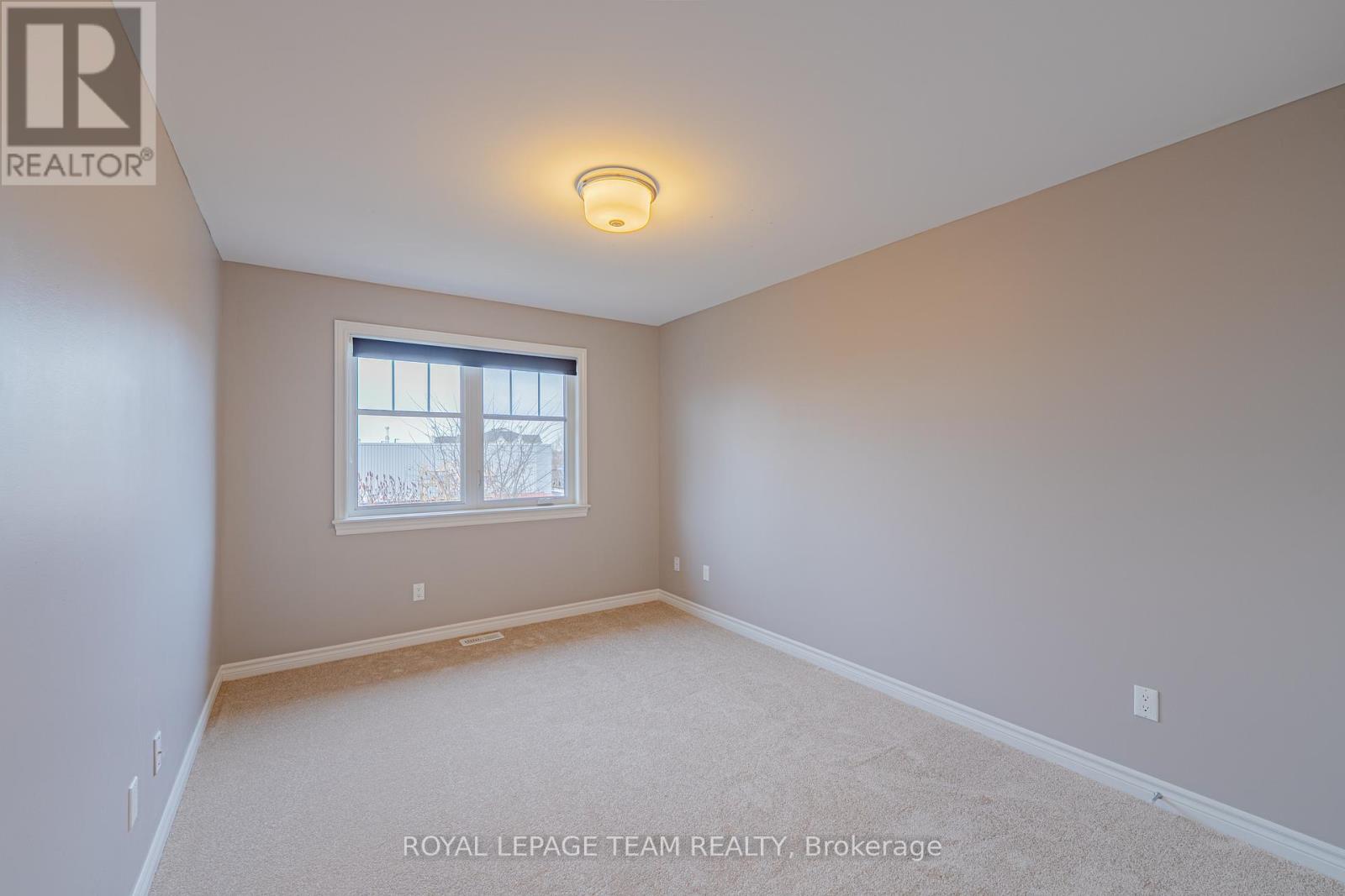Photo 41 of 768 Cedar Creek Drive, Ottawa ON