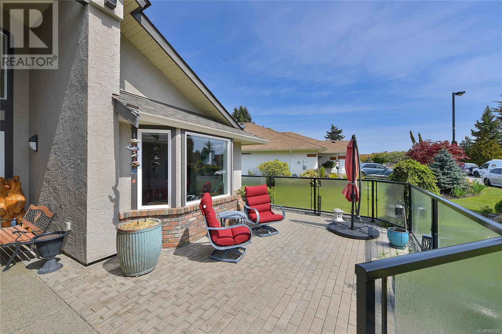  597 Pine Ridge Drive, Cobble Hill