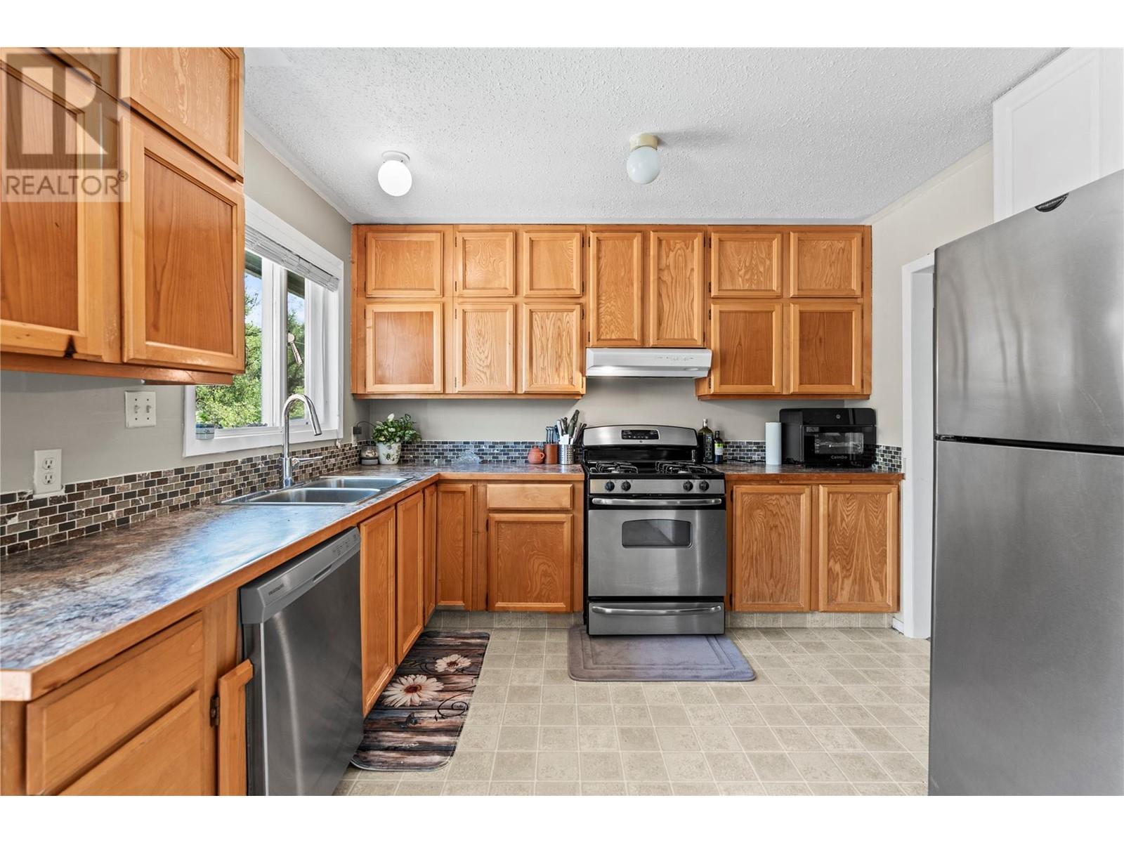  1451 Mountview Road, Vernon