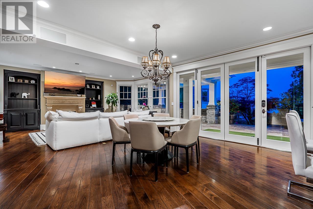 2956 PALMERSTON AVENUE, West Vancouver